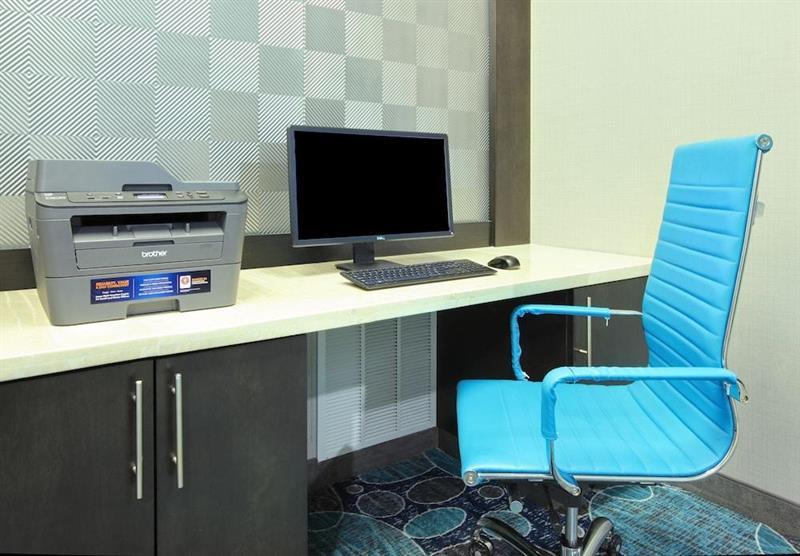 Holiday Inn Express & Suites Fort Worth North - Northlake By Ihg Dış mekan fotoğraf